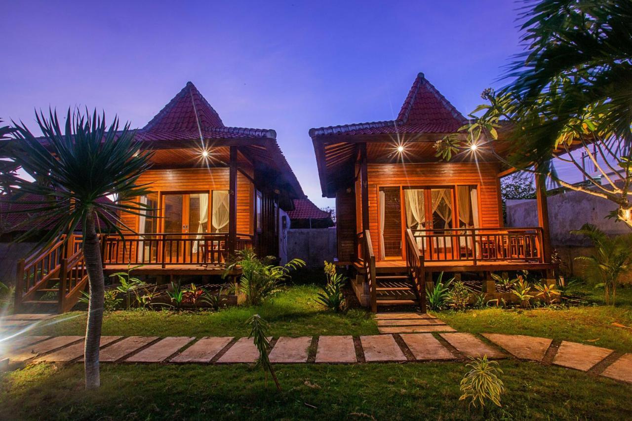 Hotel Pondooks Joglo Lembongan Exterior foto