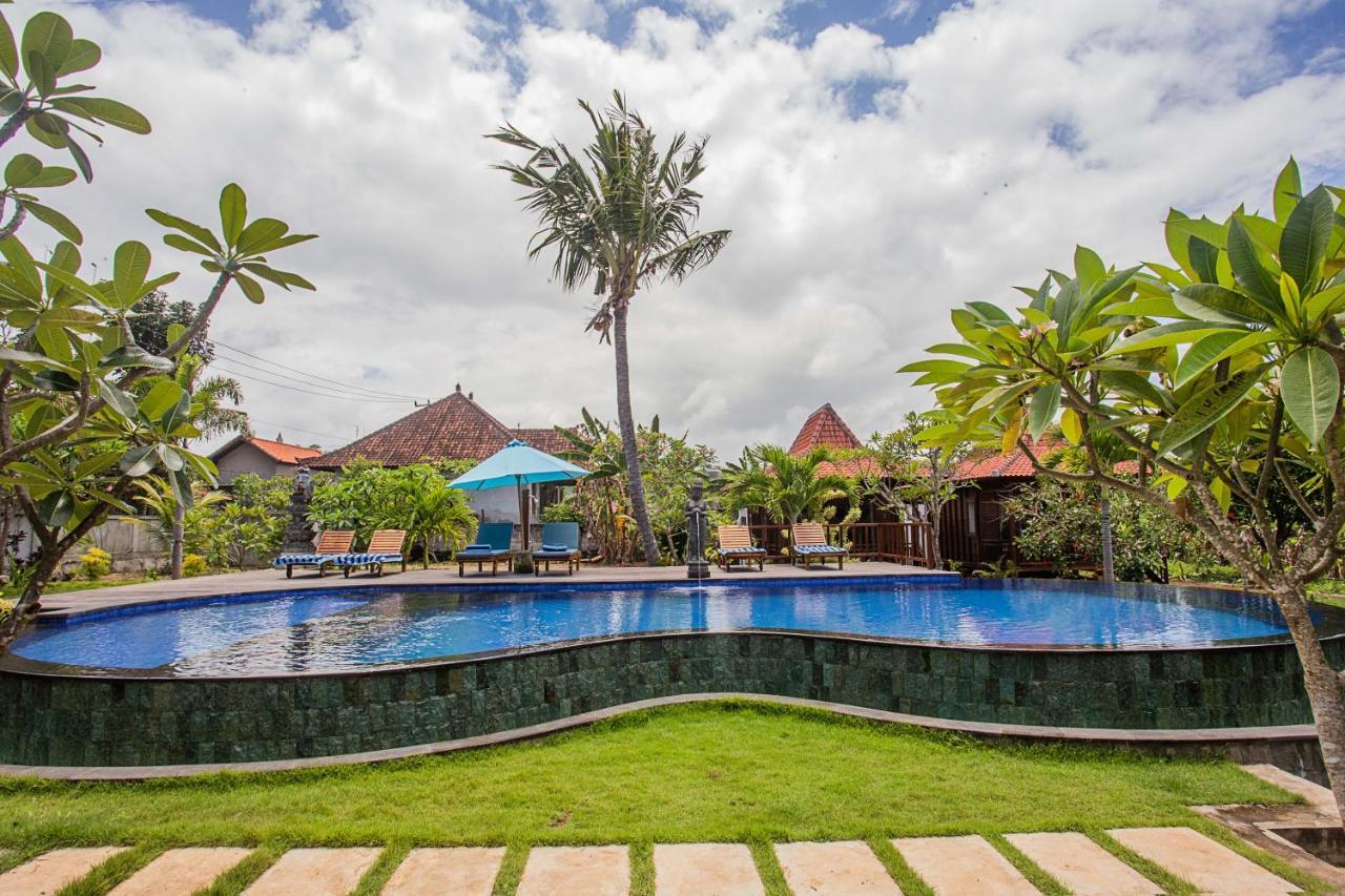 Hotel Pondooks Joglo Lembongan Exterior foto
