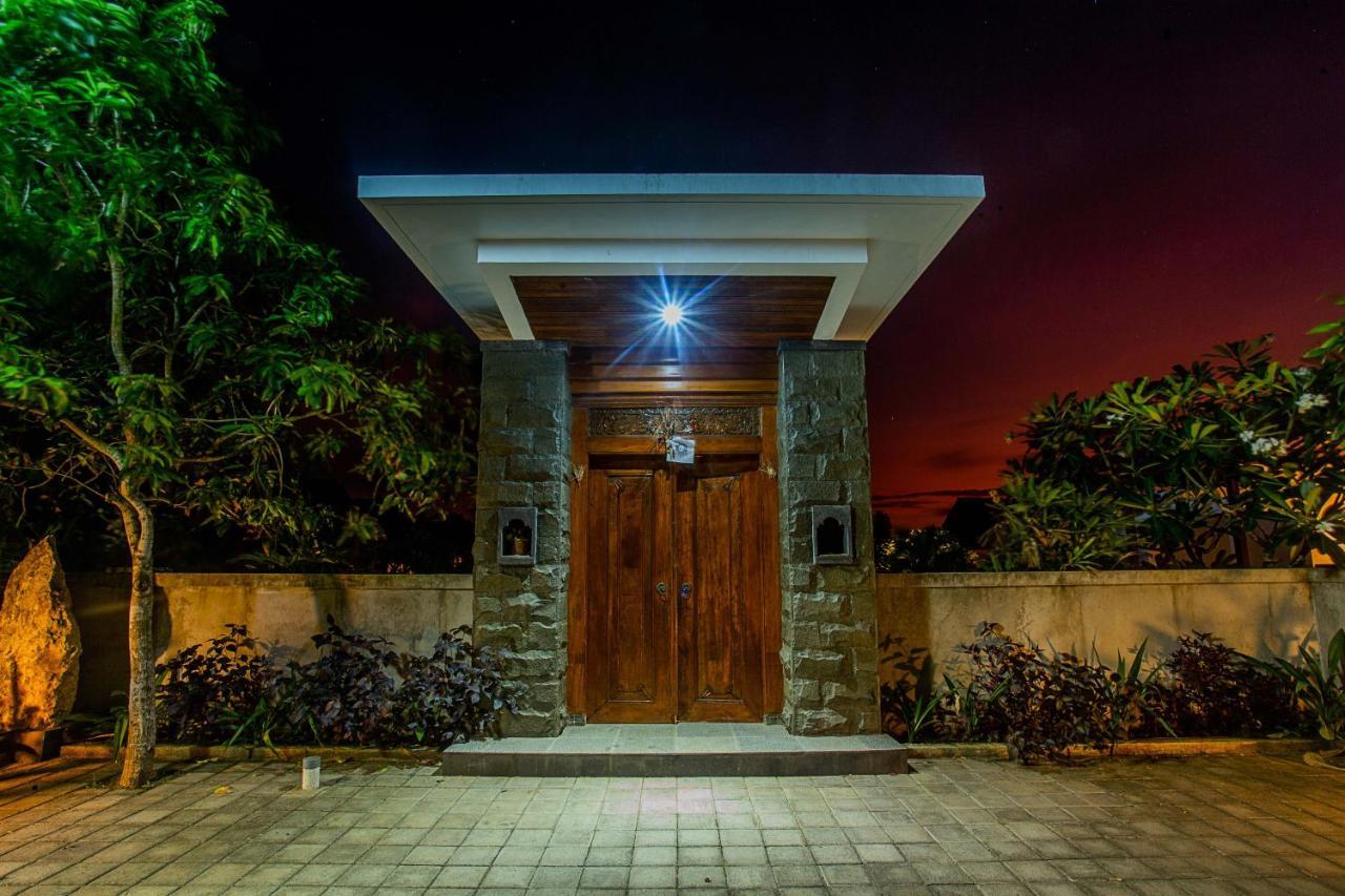 Hotel Pondooks Joglo Lembongan Exterior foto