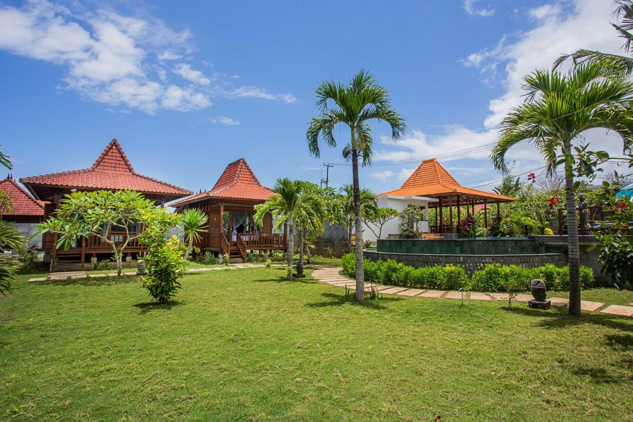 Hotel Pondooks Joglo Lembongan Exterior foto